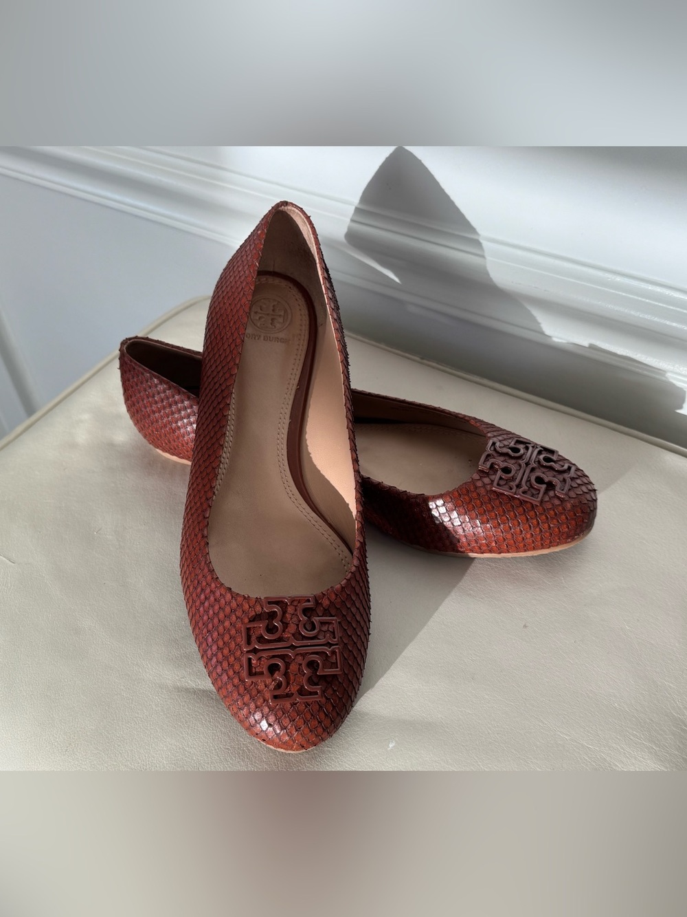 Tory Burch Brown Reptile Almost New